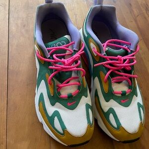 Nike Women's Air Max 200 Mystic Green